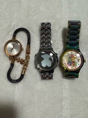 TOUS replica-style Lot of 3 MULTICOLOR Bear Bracelet Watch’s